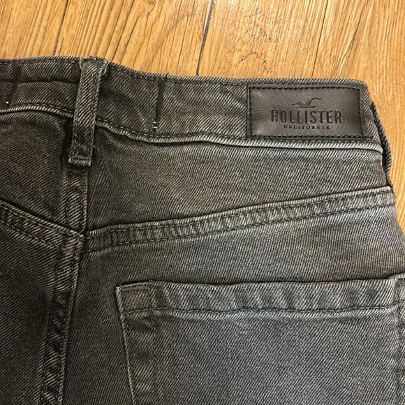 Hollister Women’s Jeans Black Size 26 - Picture 4 of 5
